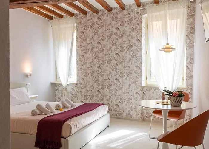 Hotel Glam Parma